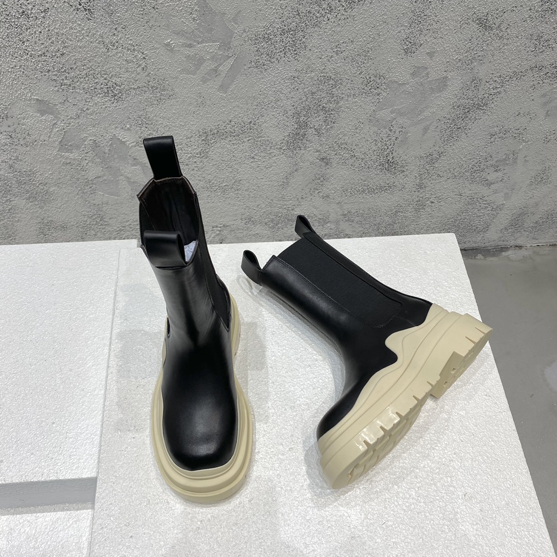 Bottega Veneta Boots